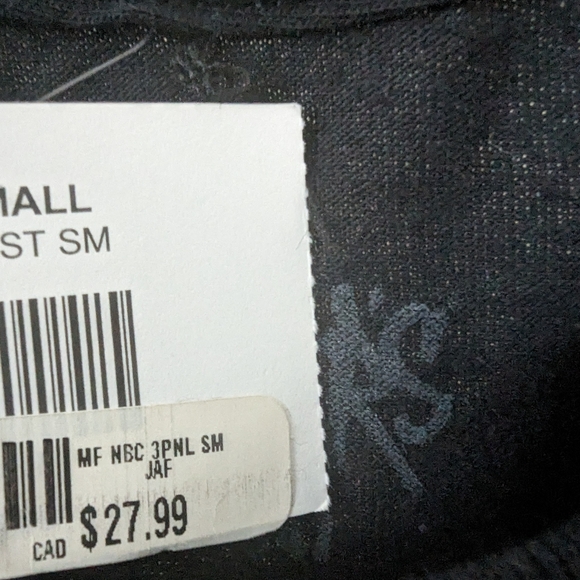 LGBTQ+🌈 STRAIGHT OUTTA THE CLOSET T - Picture 4 of 5